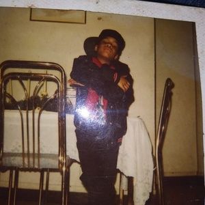 Meet your Posher, Ewingbigmoney